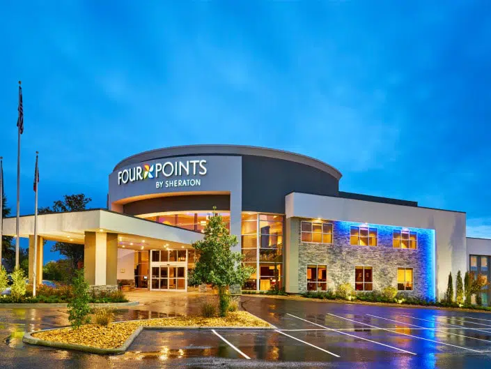 Four Points Hotel by Sheraton/Marriott Gallery 4 - Newstream